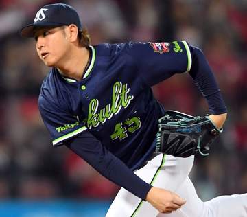 ヤクルトが4人入れ替え ウォルターズと田口が2軍降格 小沢と沢井が昇格 3日は今季ワースト12失点で大敗 
