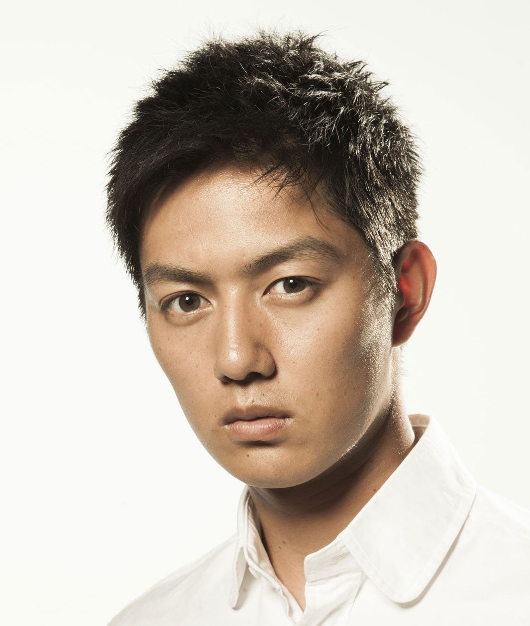 工藤阿須加、ドラマ初主演決定　出演キャスト一挙発表＜ザ・ブラックカンパニー＞