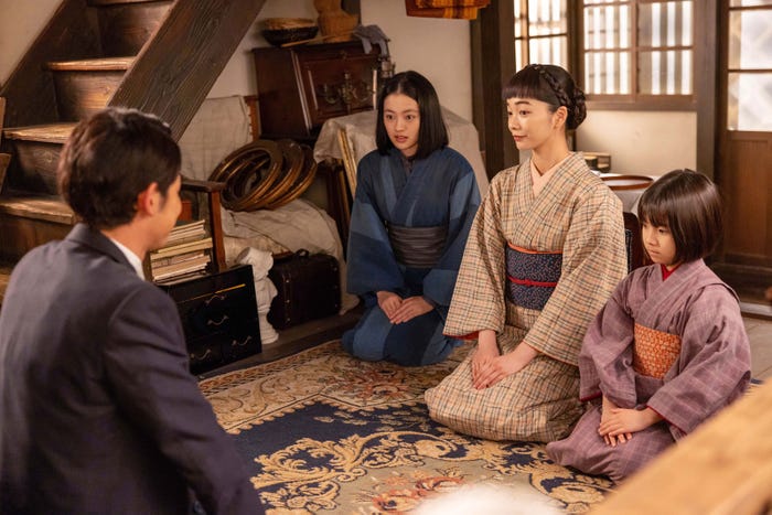小林虎之介、上坂樹里、見上愛、英茉「風、薫る」第60話(C)NHK