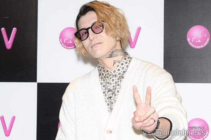 DJふぉい (C)モデルプレス