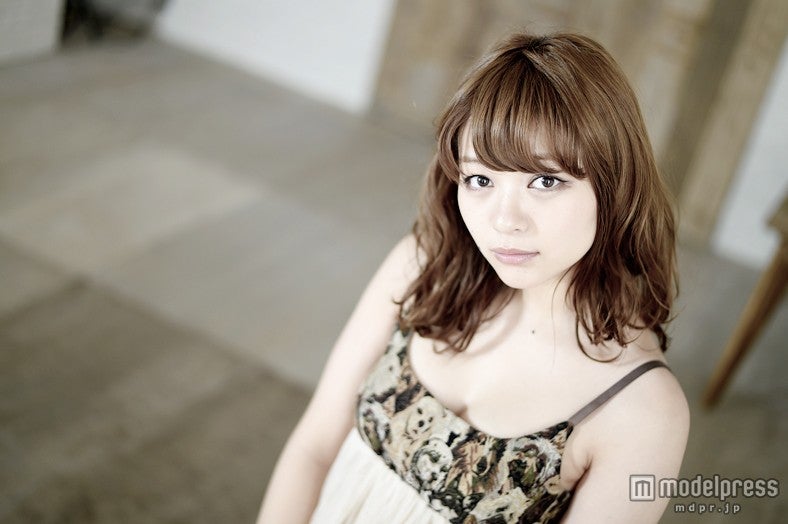 モデル、グラビア…ゆくゆくはバラエティ進出も／里々佳
