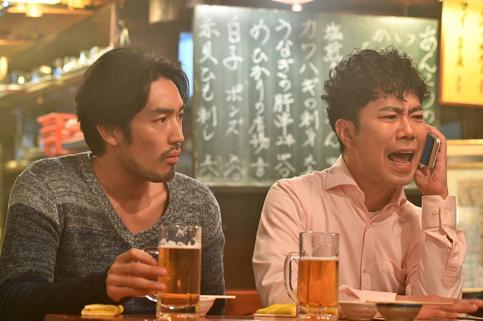 大谷亮平、藤井隆「逃げるは恥だが役に立つ」第8話・場面カット（C）TBS
