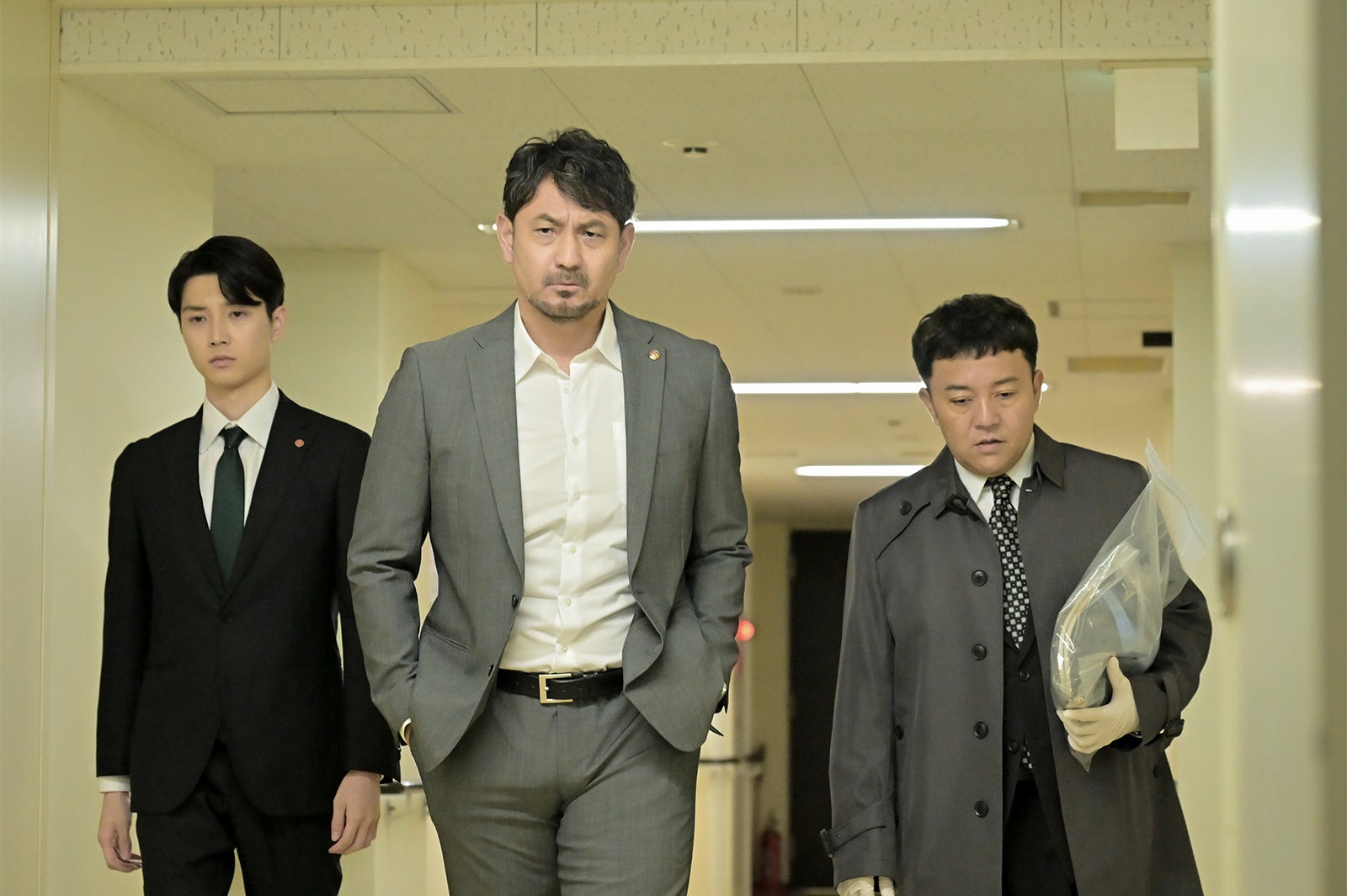 絃瀬聡一、藤本隆宏、斉藤優「クジャクのダンス、誰が見た？」第5話（C）TBS