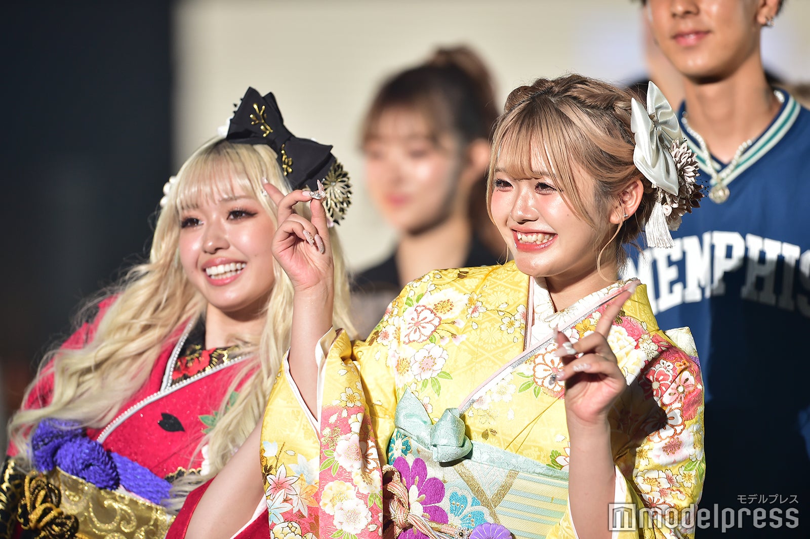雨宮姉妹“ゆずは＆みるき”、振袖姿でキュートにランウェイ 笑顔弾ける＜TGC teen 2023 Summer＞