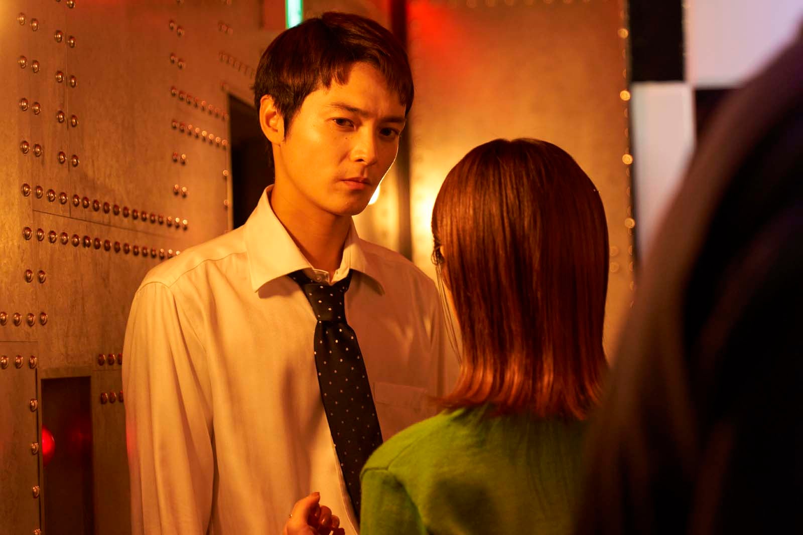 三宅亮輔「around1／4（アラウンドクォーター）」第8話より（C）ABCテレビ・テレビ朝日