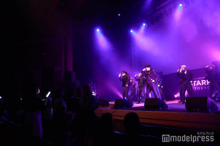 BLACKIRIS(C)モデルプレス