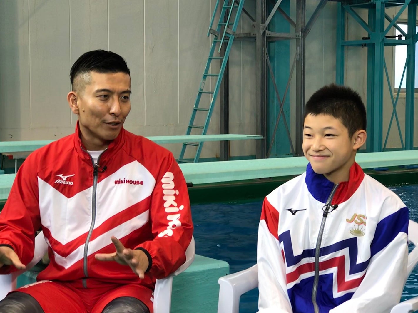 寺内健選手、玉井陸斗選手（C）フジテレビ