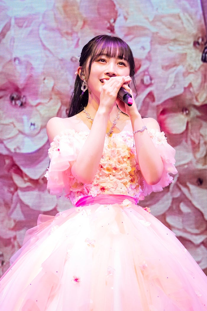 Nmb48山本彩加 卒業ライブで同期全員へ胸熱メッセージ 私の隣にいてくれてありがとう 卒業コンサート 最後の一色 モデルプレス Nmb48山本彩加 卒業ライブで同期全員へ胸熱メッセージ 私の隣にいてくれてありがとう 卒業コンサート 最後の一色 モデルプレス