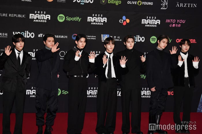 ENHYPEN/ジェイク、ジェイ、ヒスン、ジョンウォン、ソンフン、ニキ、ソヌ (C)モデルプレス