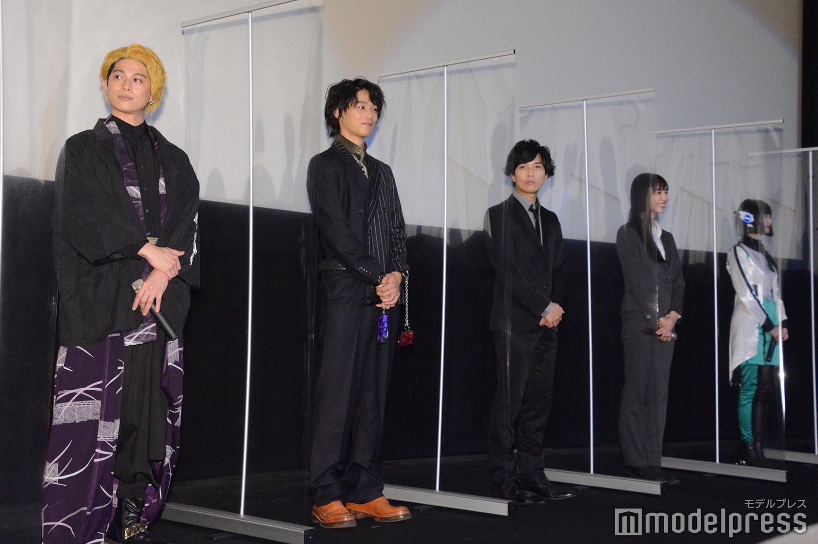 砂川脩弥、中川大輔、岡田龍太郎、井桁弘恵、鶴嶋乃愛 （C）モデルプレス