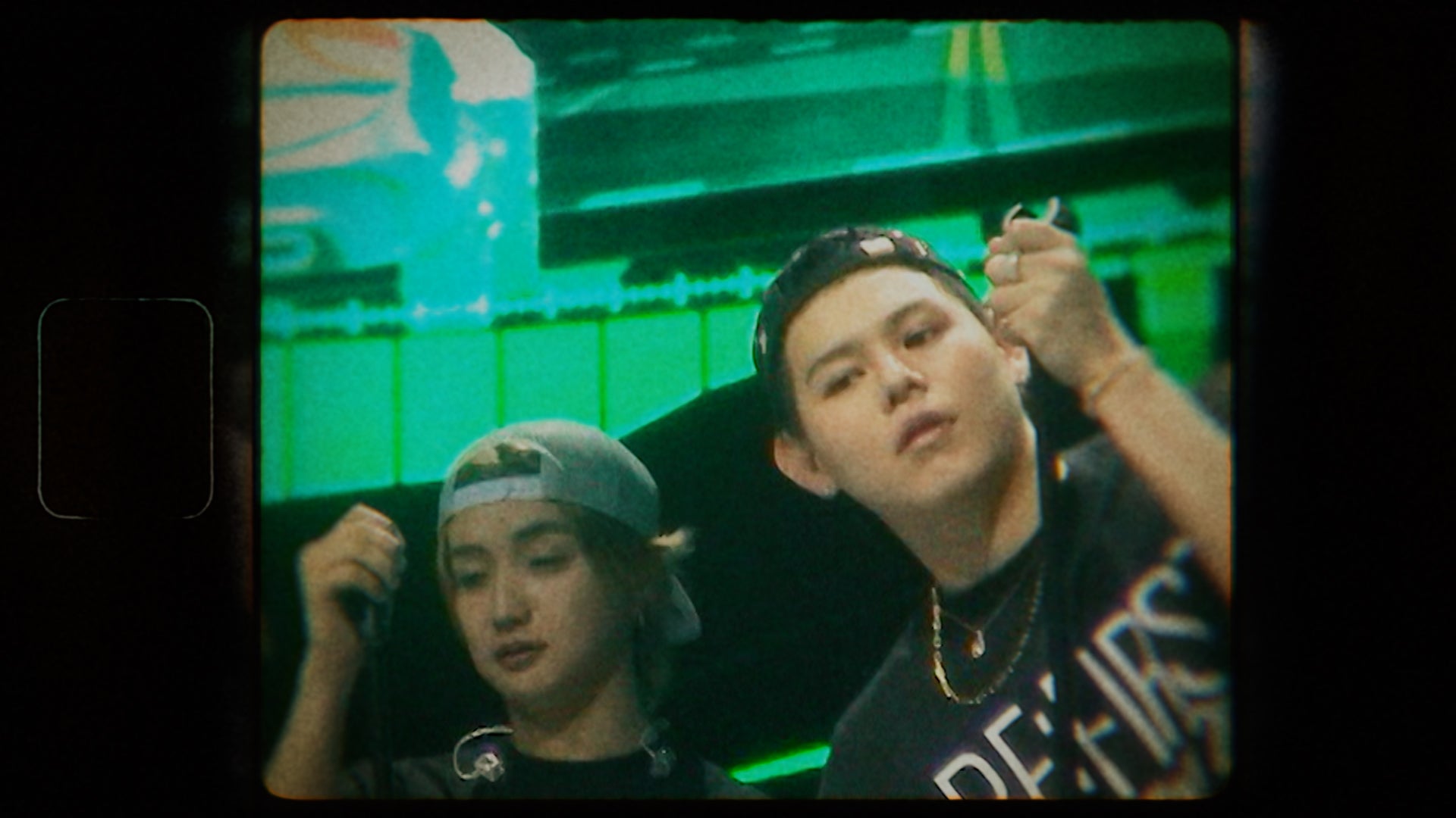 新WEBムービー「サン生と楽曲作ったよ」篇より（提供写真）