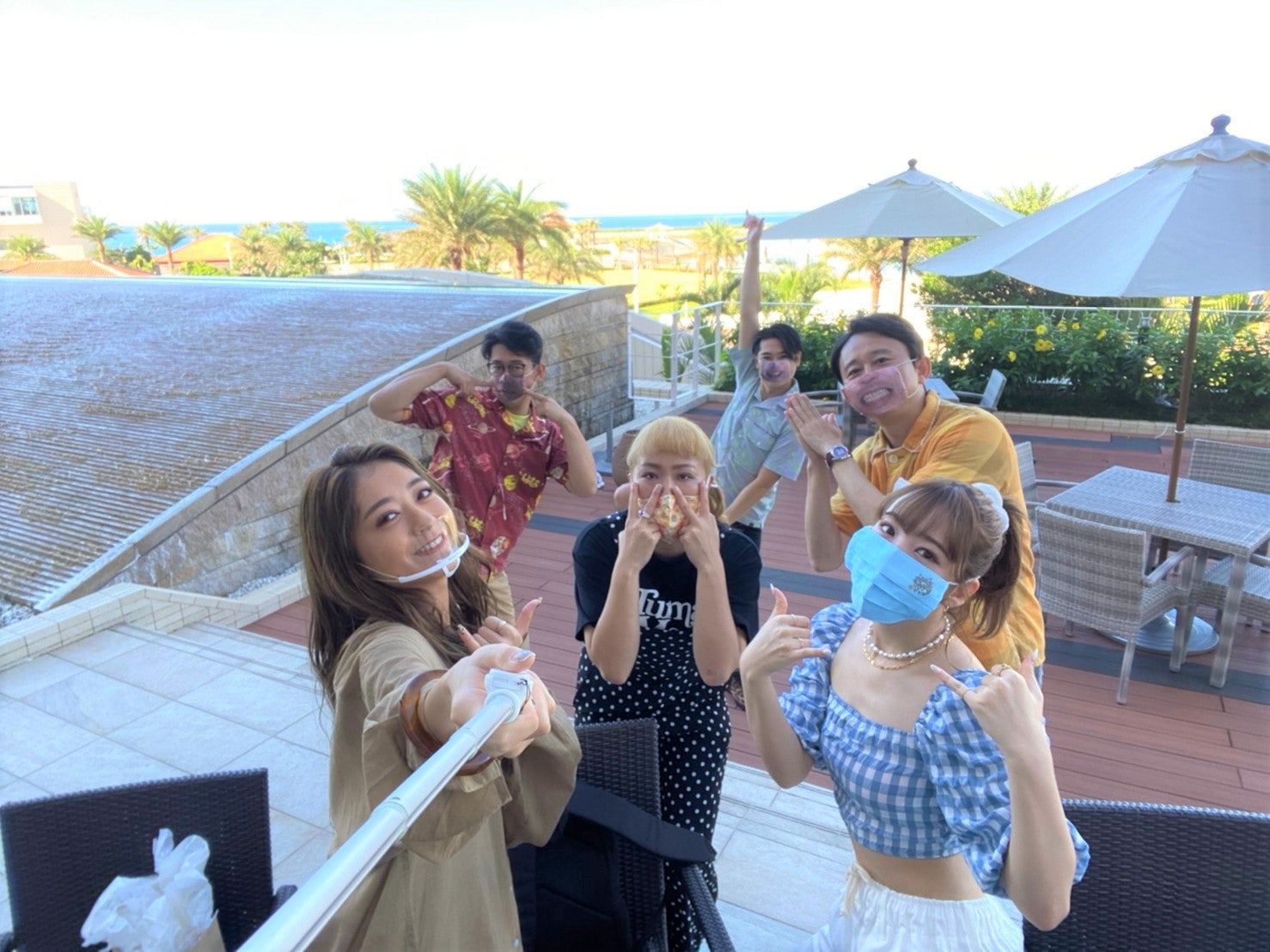 （左下から時計回りに）みちょぱ、ビビる大木、丸山桂里奈、吉村崇、有吉弘行、藤田ニコル （C）フジテレビ