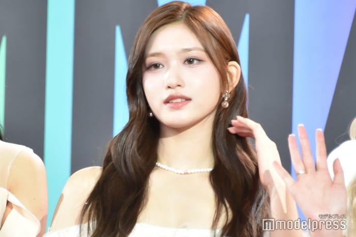 イソ(C)モデルプレス