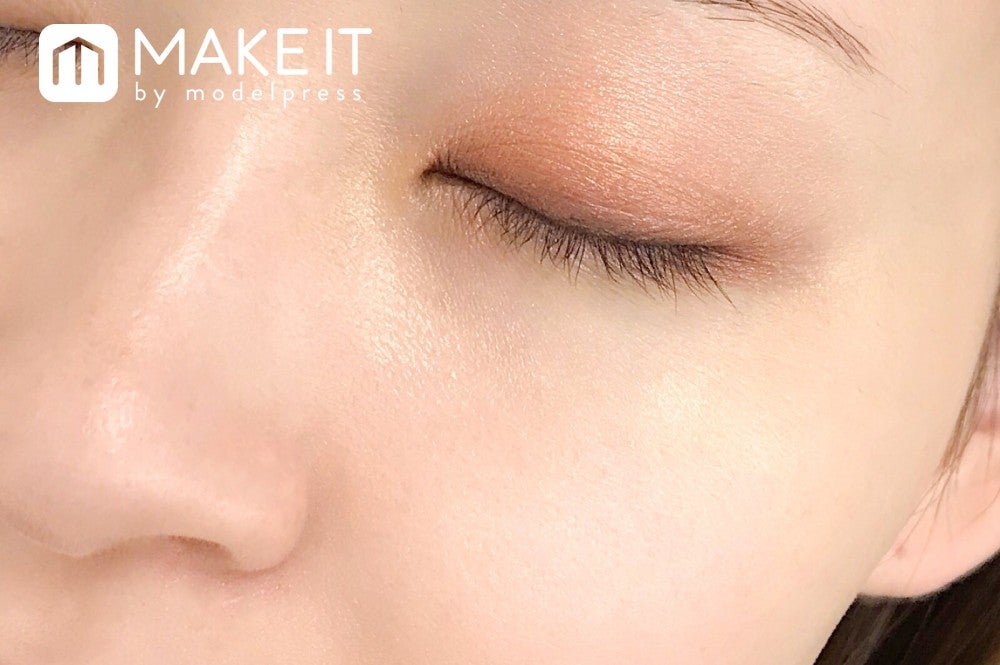 みずみずしいツヤのある肌に (C)メイクイット