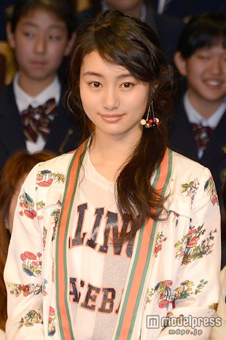 忽那汐里 友達が極端に少なかった モデルプレス 忽那汐里 友達が極端に少なかった モデルプレス