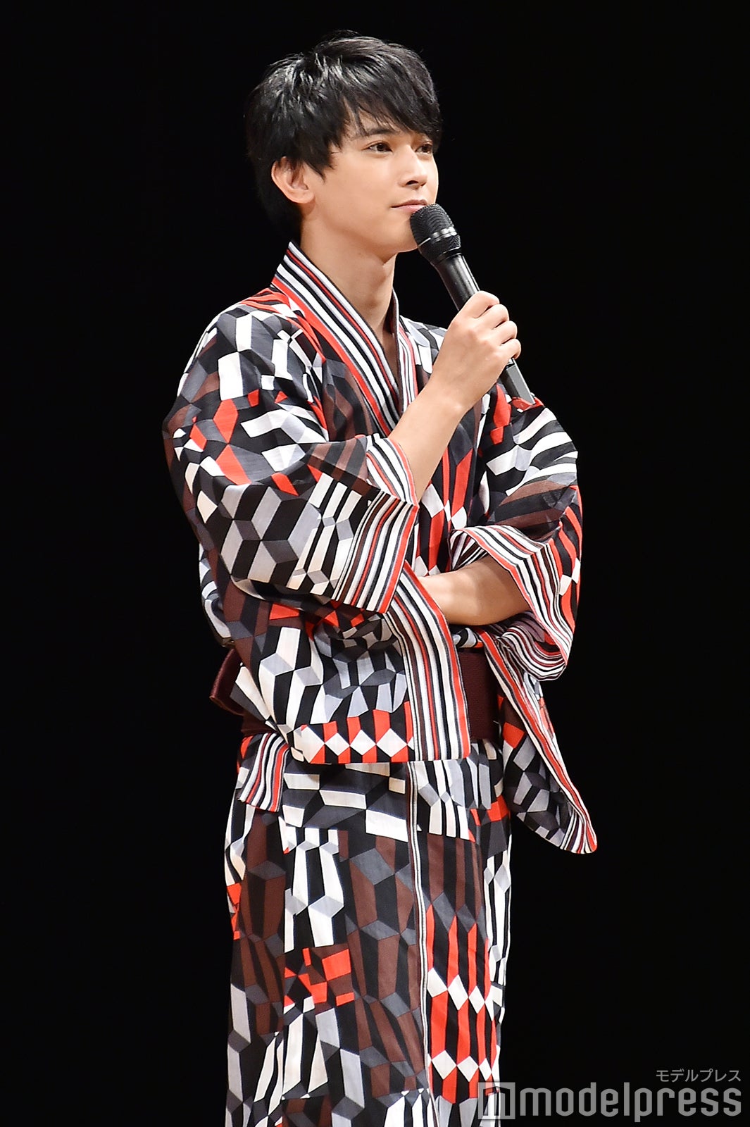 吉沢亮（C）モデルプレス