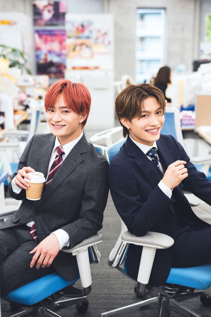 美 少年・那須雄登＆浮所飛貴「2人がもしも同期だったら」スーツ姿披露 シンメならではの質問・恋愛観に迫る