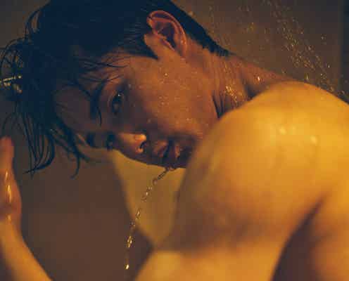 野村康太、鍛え上げたボディを惜しみなく披露 1st写真集タイトルは「暁紀」に決定