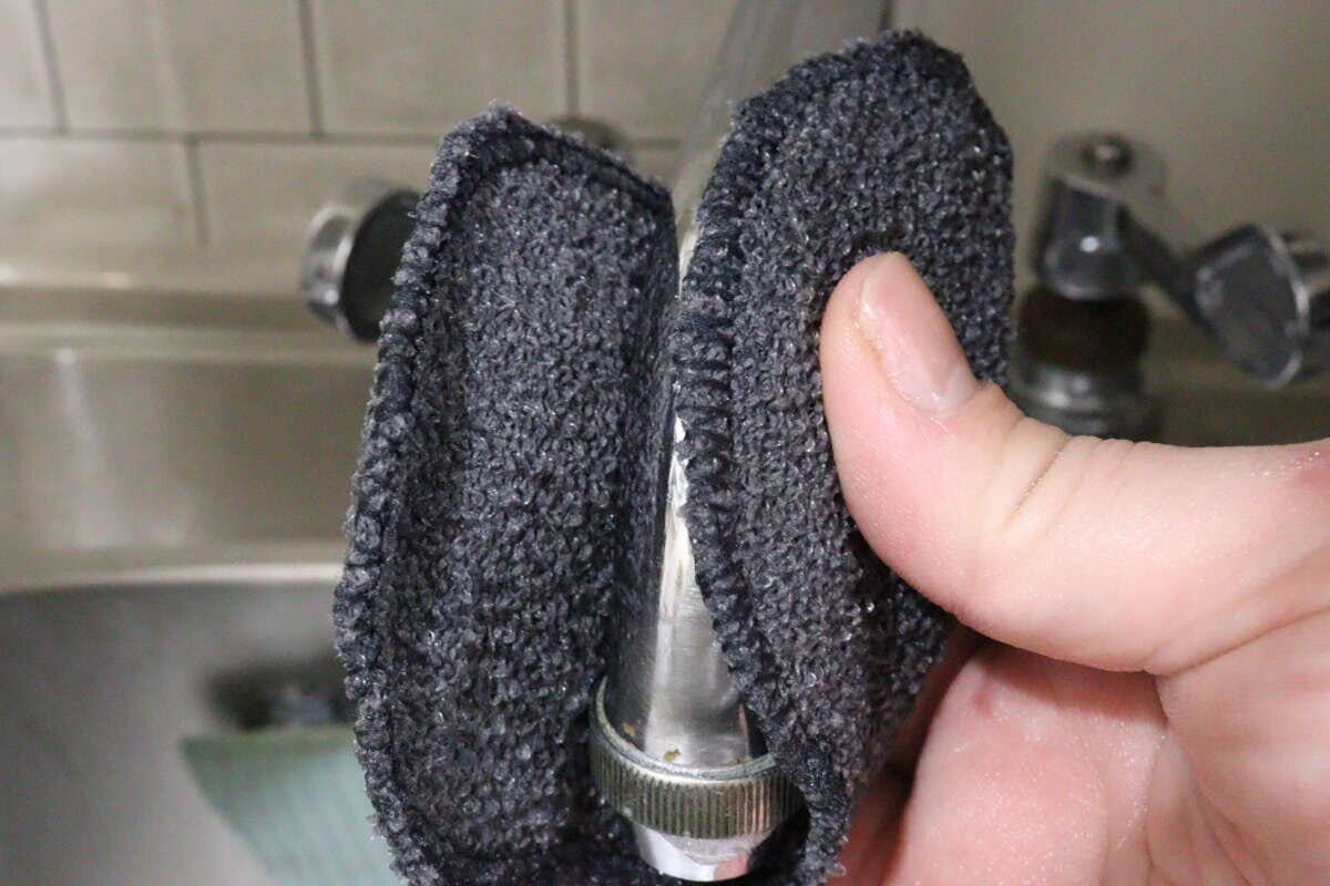 ダイソー　かたやわクロス　蛇口掃除　キッチン掃除