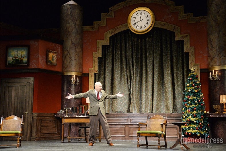 舞台稽古の様子：酒井敏也