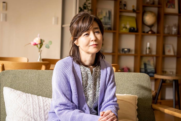 石野真子「弁護士ソドム」第4話より(C)テレビ東京
