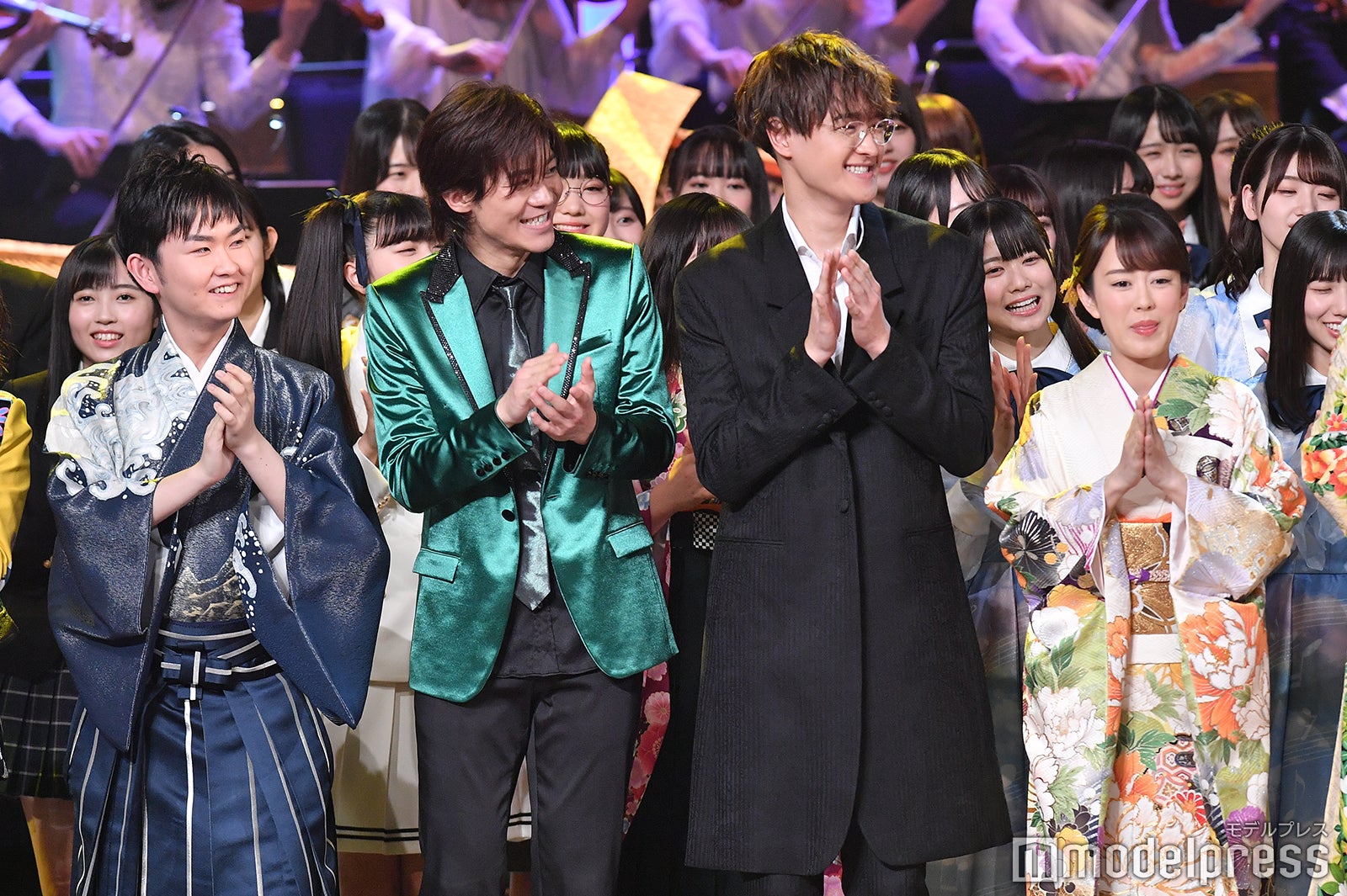 オープニング （C）モデルプレス