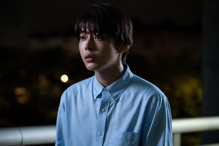 倉悠貴「犬と屑」第7話より(C)朝賀庵/講談社/「犬と屑」製作委員会・MBS