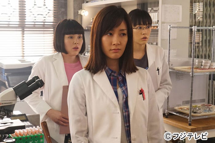 ブルゾンちえみ、水川あさみ、桐谷美玲/『人は見た目が100パーセント』第4話より(画像提供:フジテレビ)