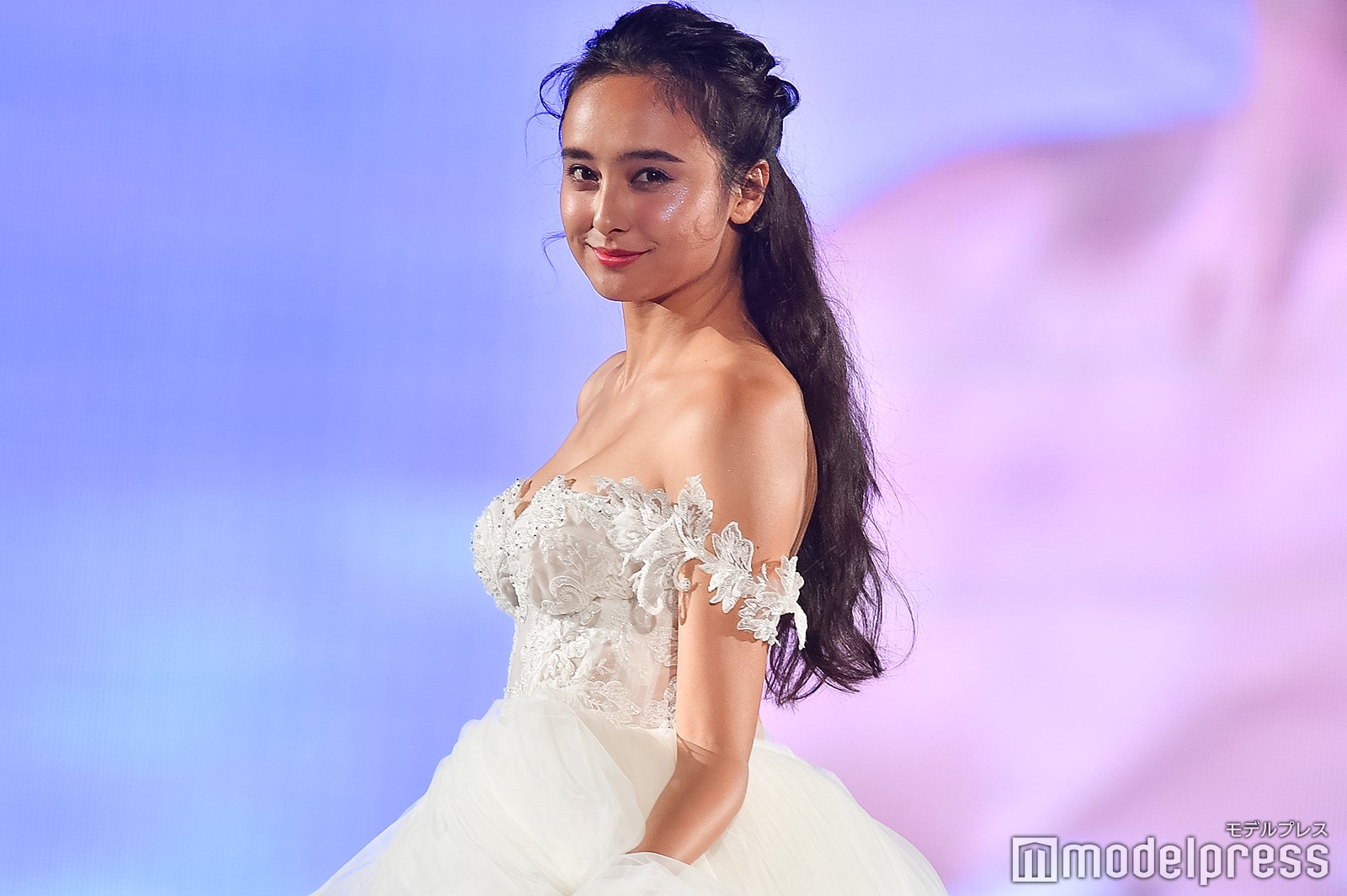 石田ニコル（C）モデルプレス