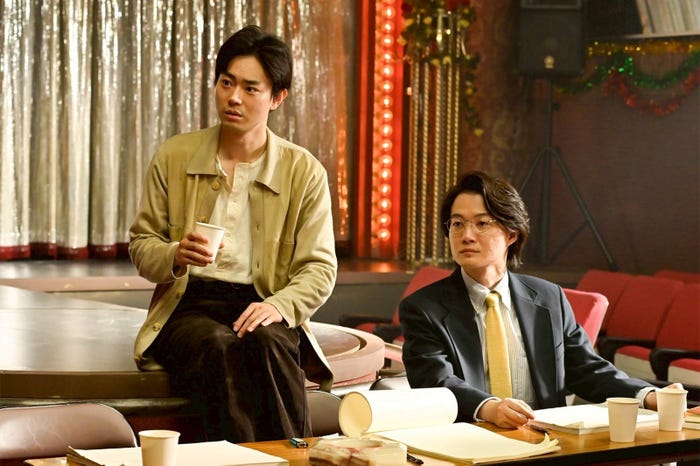 菅田将暉、神木隆之介「もしもこの世が舞台なら、楽屋はどこにあるのだろう」第3話(C)フジテレビ
