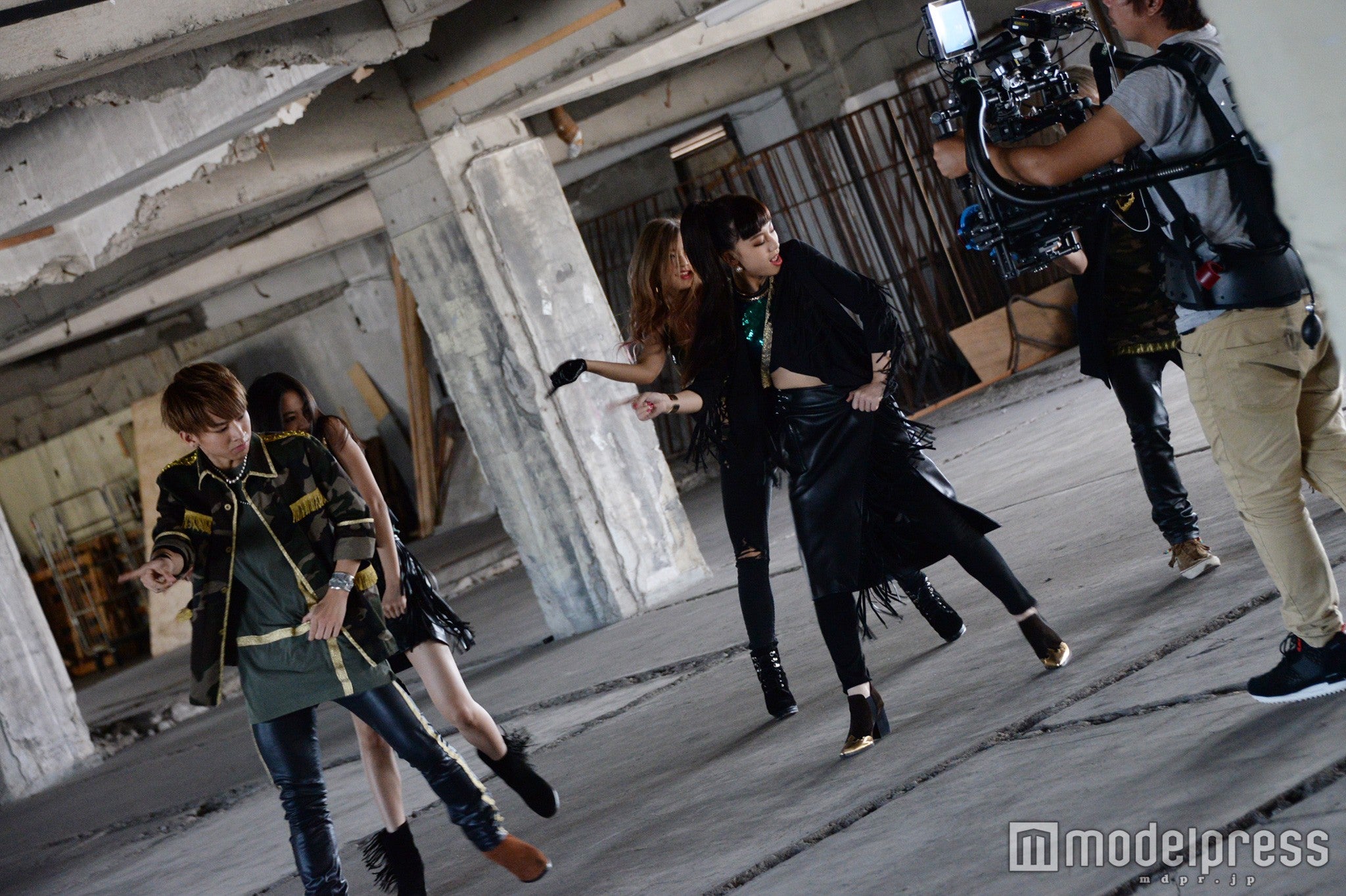 lol（C）モデルプレス