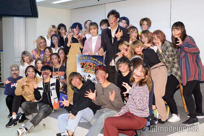 安達祐実、小島よしお(C)モデルプレス