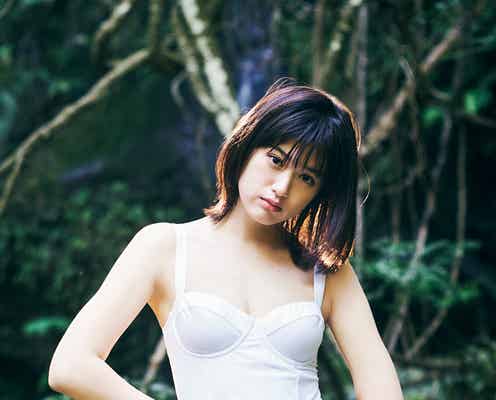“令和ヒロインの本命”小西桜子、グラビア映えボディで魅了