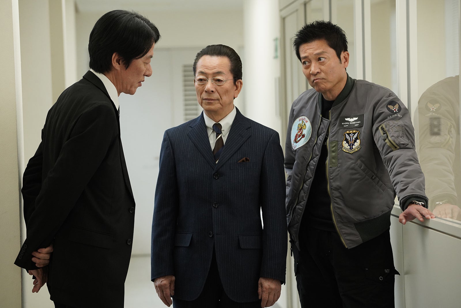 川原和久、水谷豊、寺脇康文「相棒season22」第18話より（C）テレビ朝日