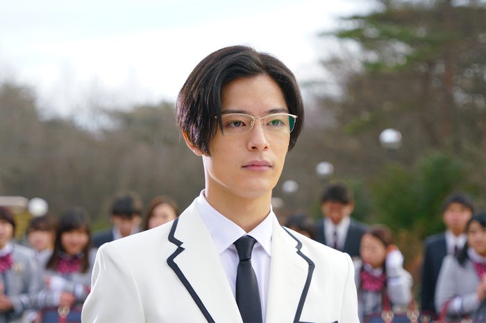 塩野瑛久(C)「PRINCE OF LEGEND」製作委員会(C) HI-AX All Rights Reserved.