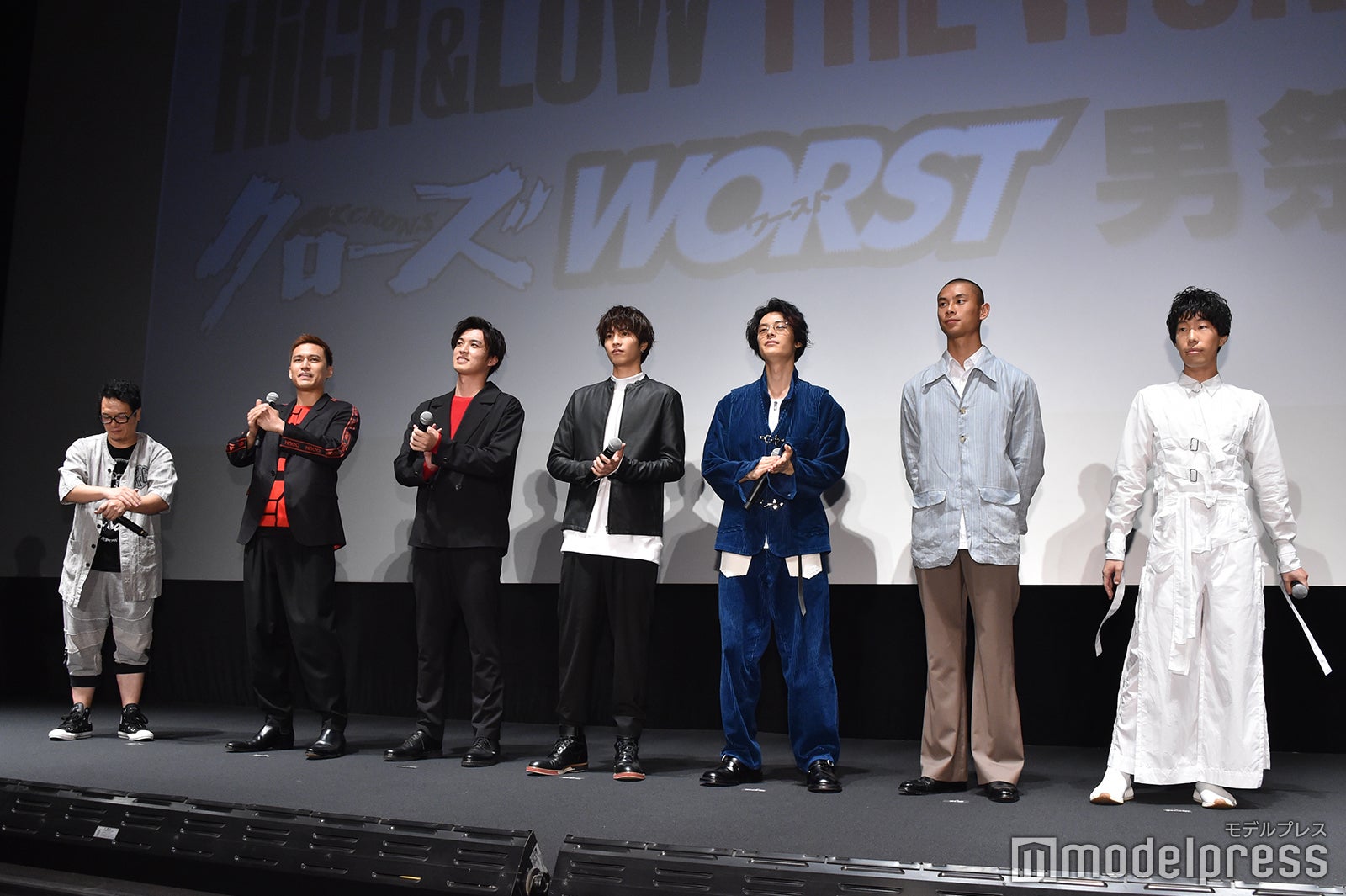 （左から）やべきょうすけ、小柳心、荒井敦史、志尊淳、塩野瑛久、葵揚、坂口涼太郎 （C）モデルプレス