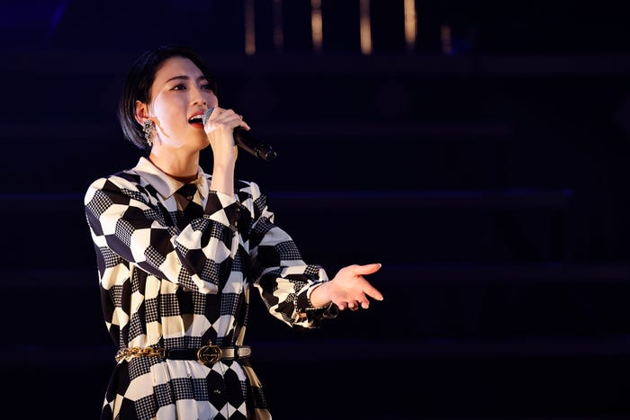 三吉彩花/「Dance with You」 (提供写真)