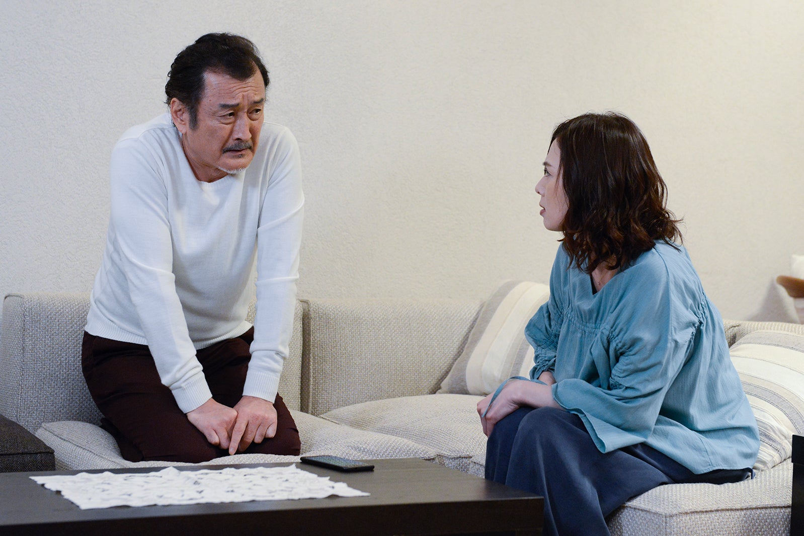 吉田鋼太郎、大塚寧々／「おっさんずラブ」第6話より（C）テレビ朝日