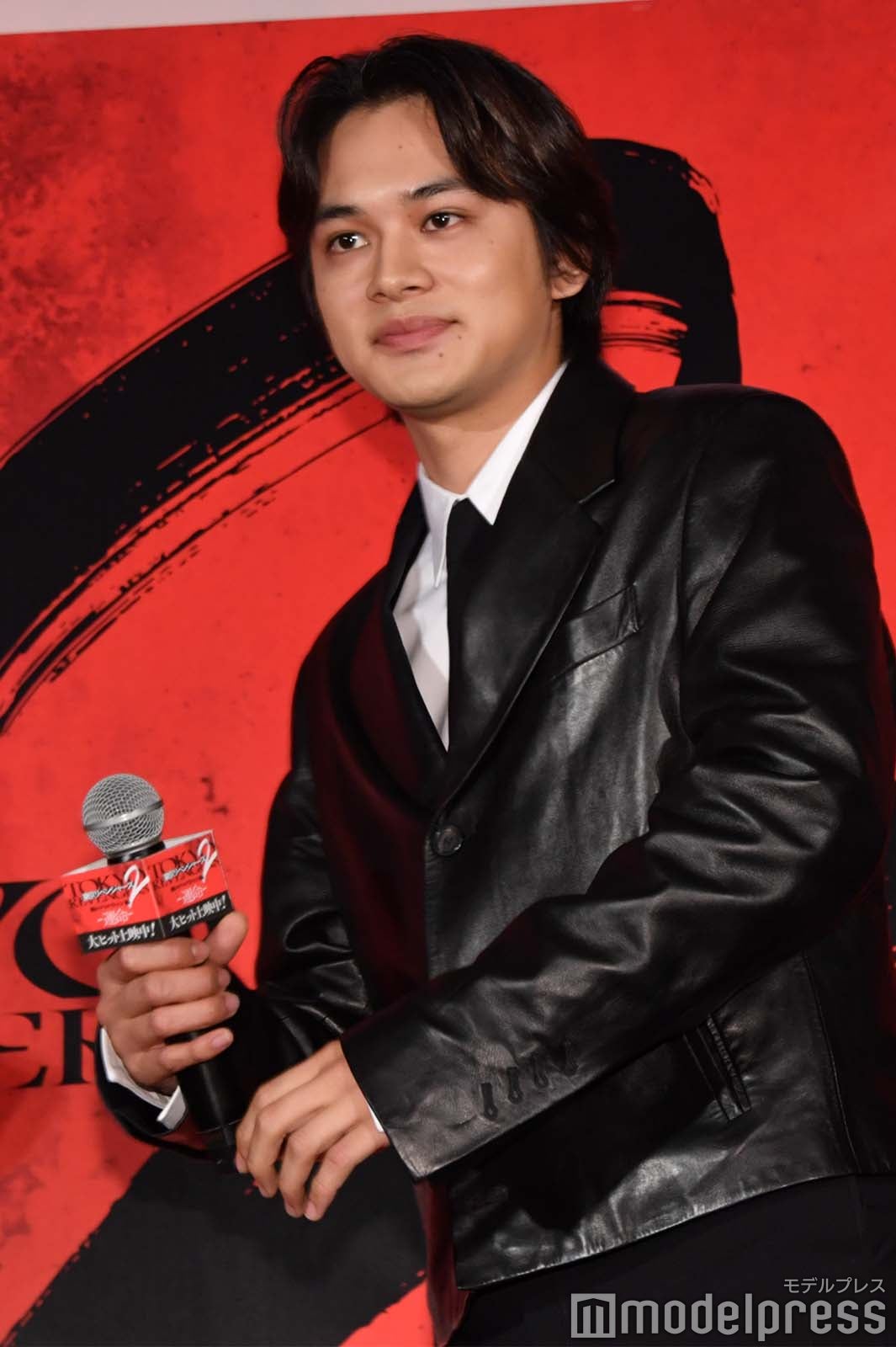 客席からサプライズ登場した北村匠海（C）モデルプレス