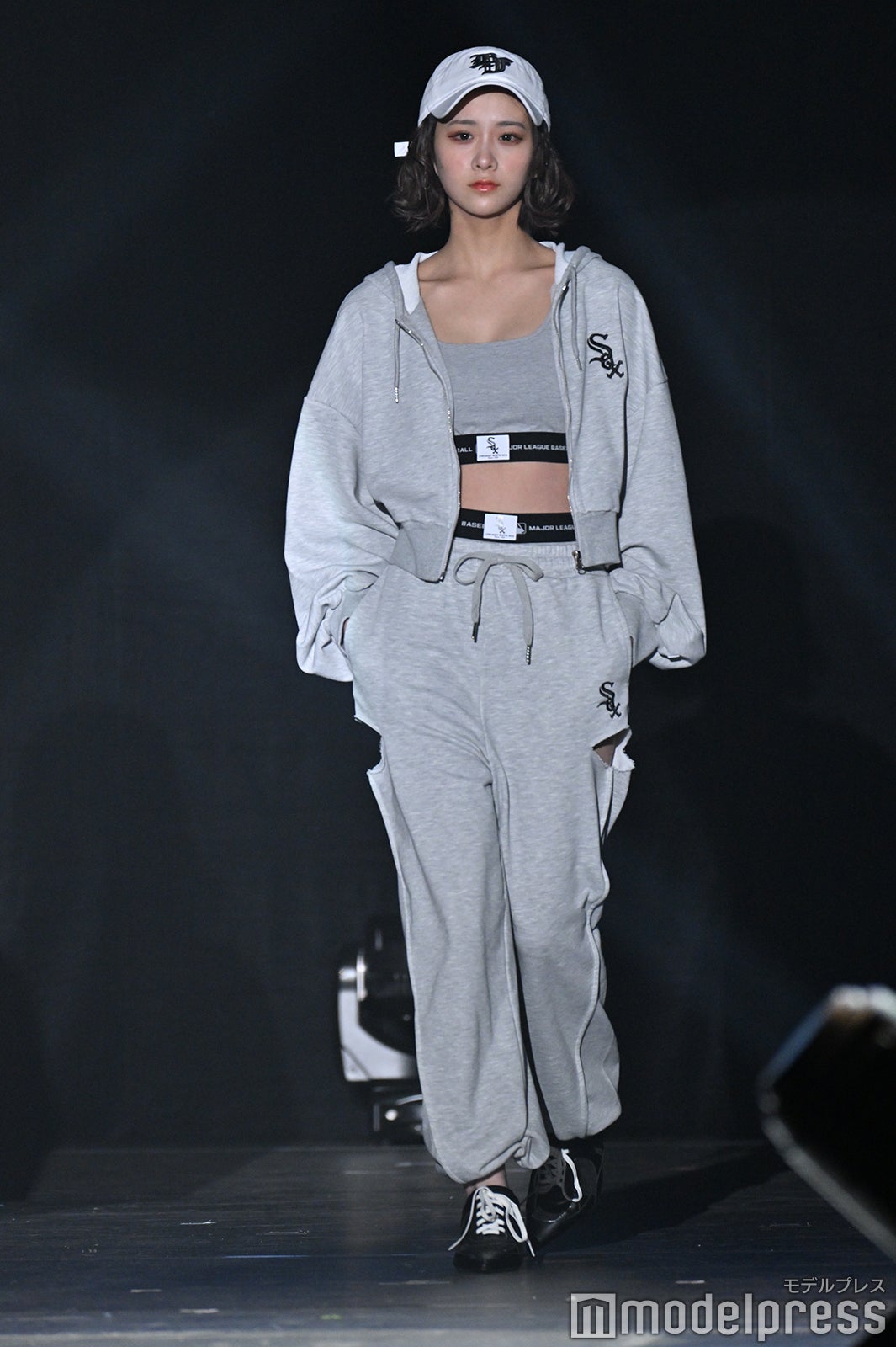 （C）モデルプレス