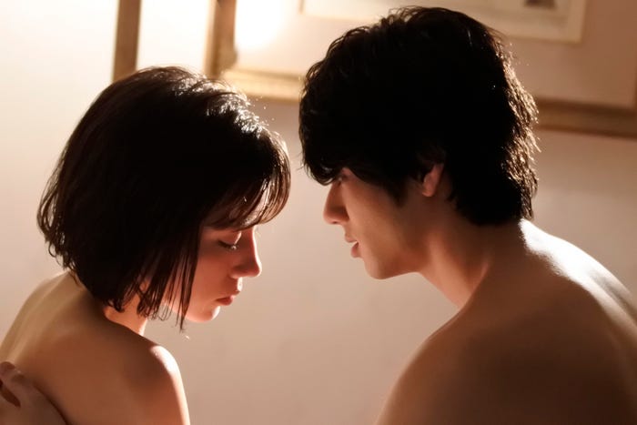 仲里依紗、山田裕貴/「ホリデイラブ」第3話より(C)テレビ朝日