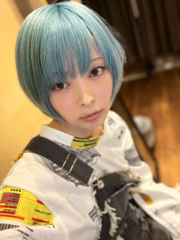 最上もが「失恋してたしなぁ」青髪イメチェンに絶賛の声