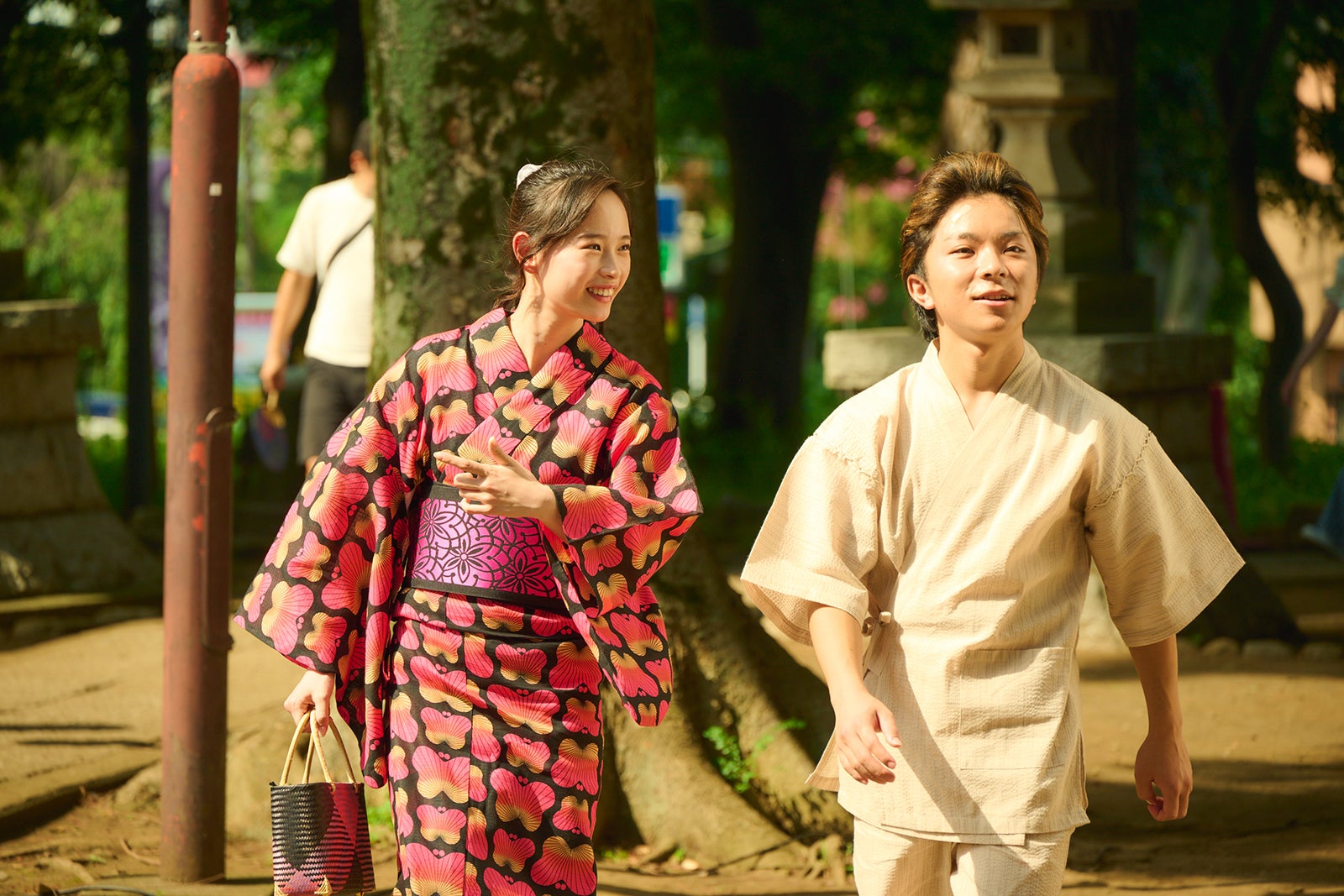 （左）大和奈央「南くんが恋人！？ 」第5話より（C）テレビ朝日