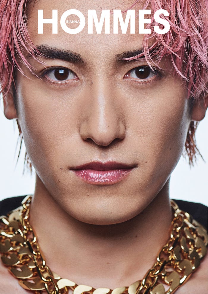 兼近大樹「GIANNA HOMMES ISSUE01(12月27日発売)表紙/提供画像