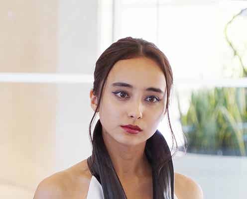 石田ニコル、西内まりやと“華麗な対決”SEXYなダークヒロインに