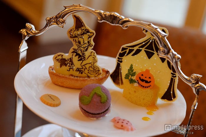 「“ディズニー・ハロウィーン”アフタヌーンティーセット」