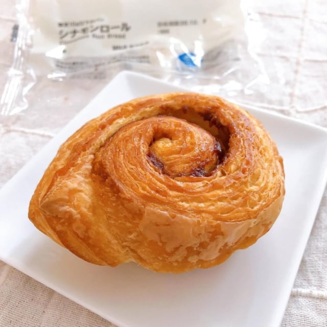 無印良品の低糖質シナモンロール