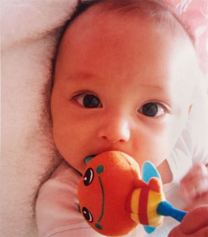 幼少期写真が万バス！ iLiFE! 若葉のあ、赤ちゃんの頃の写真を公開「赤ちゃんの時からレベチすぎる」