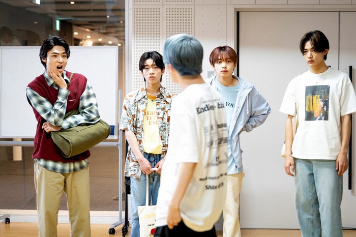 (左から)八村倫太郎、森愁斗、宮世琉弥、NOA「君の花になる」第3話より(C)TBS