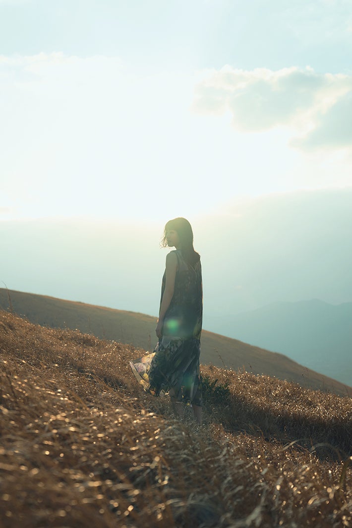 上坂樹里1st写真集「日日是好日」（C）幻冬舎／撮影：神藤剛